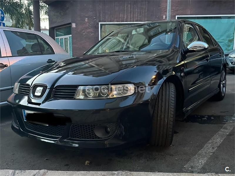 Negro Usado 2004 Seat Leon FR Berlina | 4800 € (Precio justo) - Imagen 1/4
