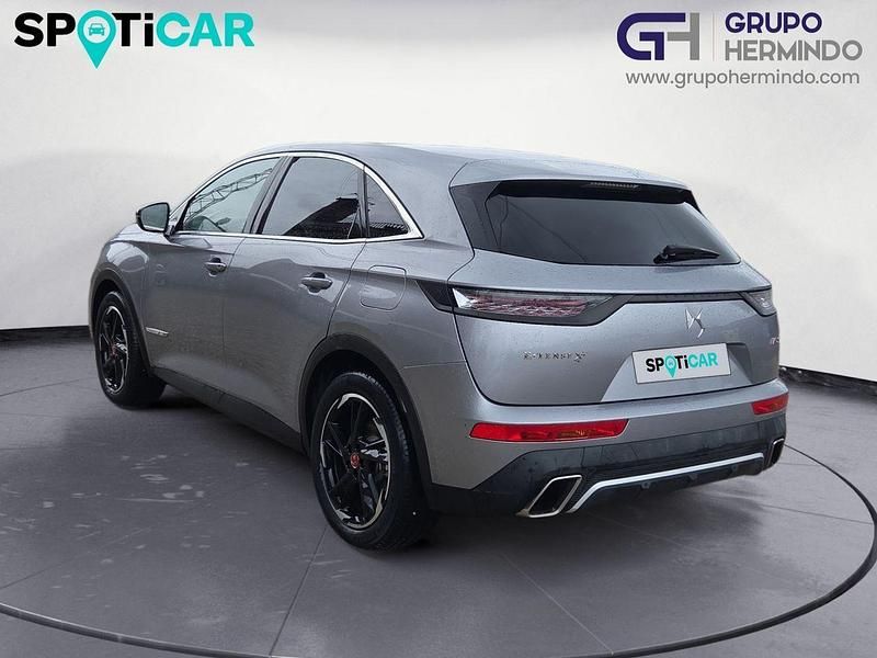 Usado DS Automobiles DS7 Crossback Performance 300 CV (220 kW) 2022 Gris / plata SUV