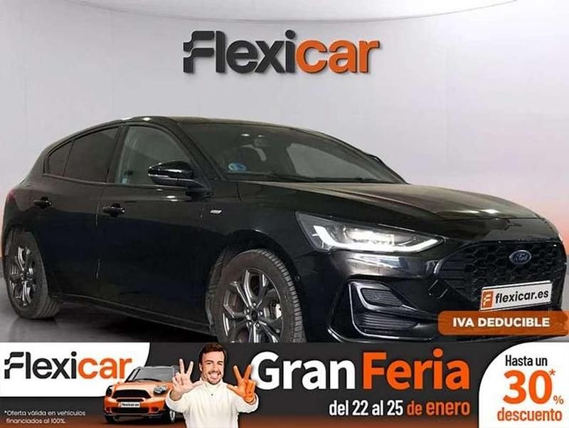 Negro Usado 2023 Ford Focus ST-Line Berlina | 14.890 € (Super precio) - Imagen 1/4