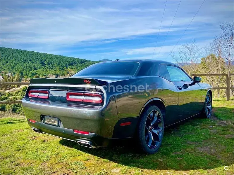 Usado Dodge Challenger 375 CV (275 kW) 2023 Gris / plata Coupe
