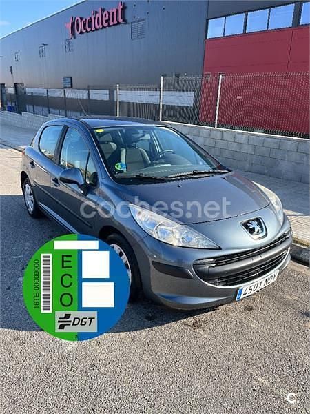 Gris / plata Usado 2008 Peugeot 207 Berlina | 4500 € (Precio justo) - Imagen 1/4