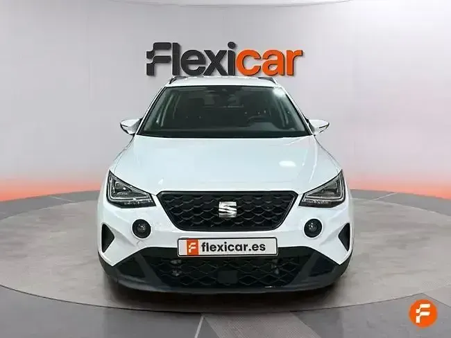 Usado Seat Arona Style 115 CV (84 kW) 2024 Blanco SUV