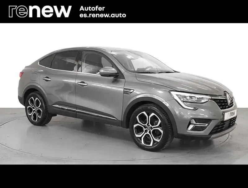Usado Renault Arkana Zen 145 CV (106 kW) 2022 Gris SUV