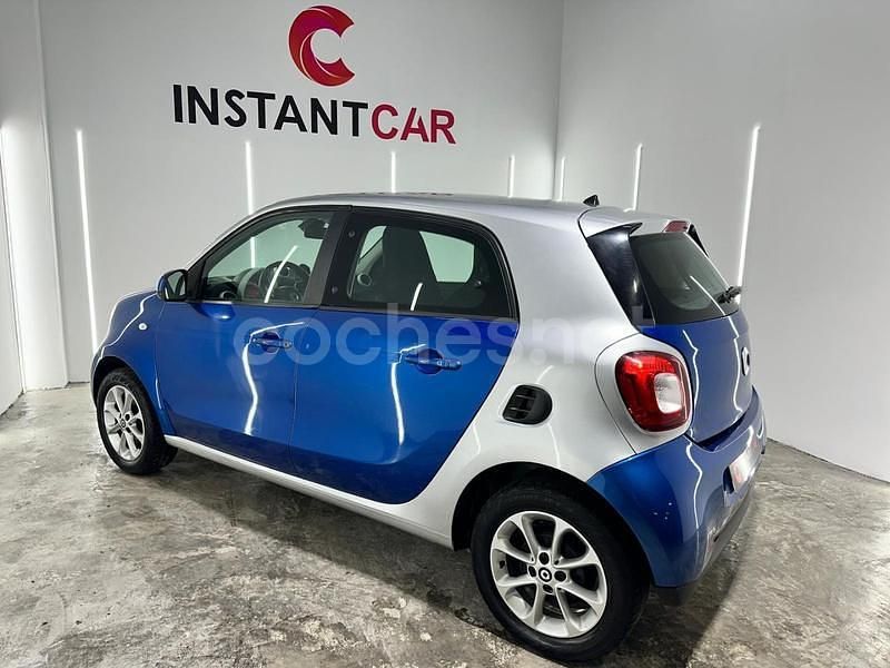 Usado Smart ForFour 90 CV (66 kW) 2017 Azul Utilitario