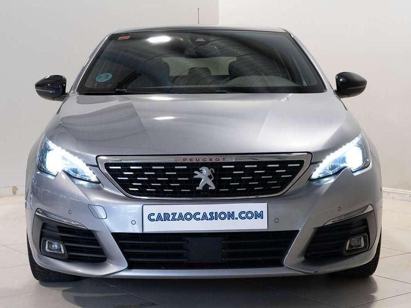 Usado Peugeot 308 GT 131 CV (96 kW) 2021 Gris Utilitario