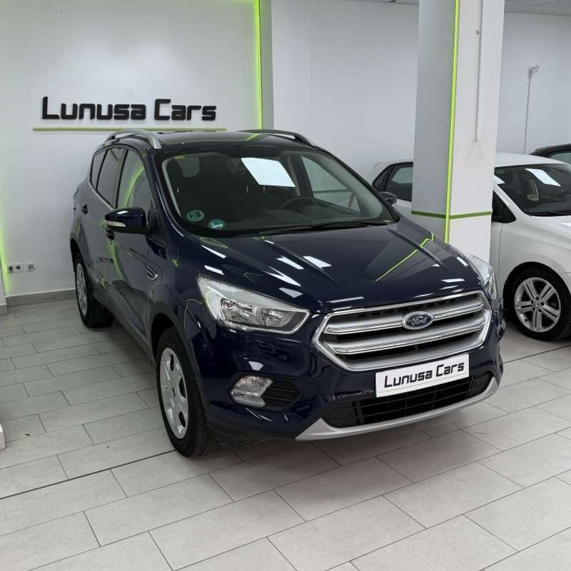 Usado Ford Kuga Titanium 150 CV (110 kW) 2022 Azul SUV