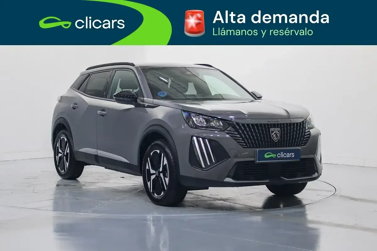 Usado Peugeot e-2008 Allure 114 kW (156 CV) 2025 Gris SUV