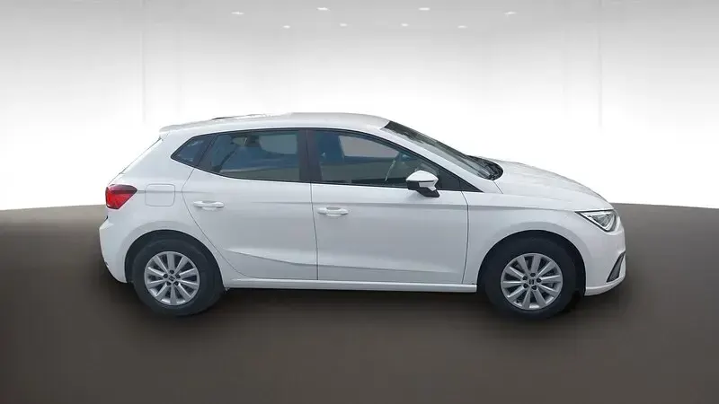 Usado Seat Ibiza Style 110 CV (80 kW) 2023 Blanco Utilitario