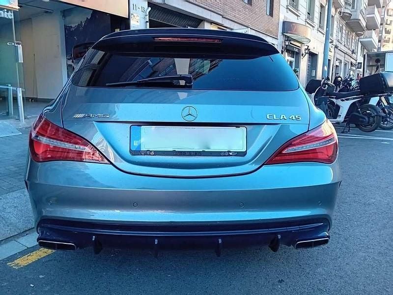 Usado Mercedes CLA45 AMG AMG 381 CV (280 kW) 2017 Gris Berlina