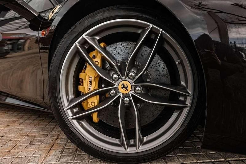 Usado Ferrari 488 670 CV (492 kW) 2017 Negro Coupe