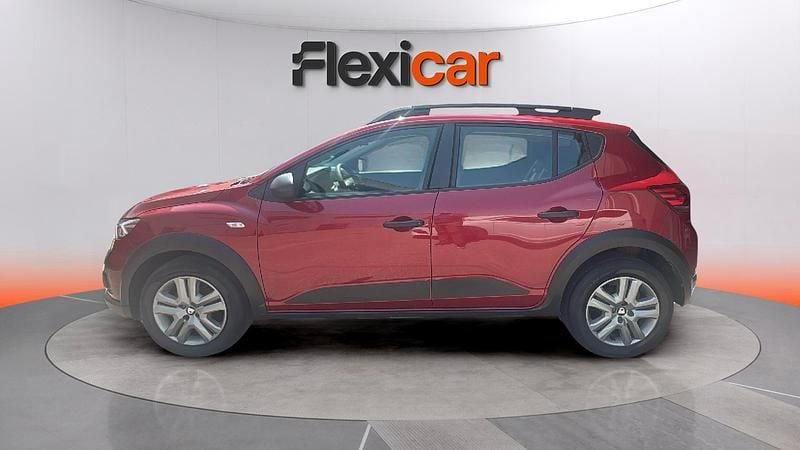 Usado Dacia Sandero Essentiel 91 CV (66 kW) 2021 Burdeos Utilitario