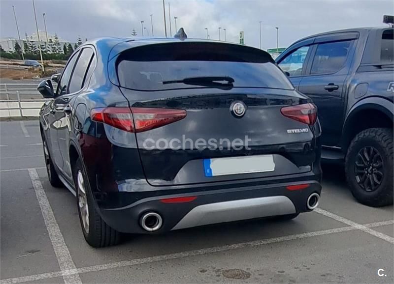 Etiqueta c (verde) Usado 2021 Alfa Romeo Stelvio Executive SUV | 28.000 € (Buen precio) - Imagen 1/2