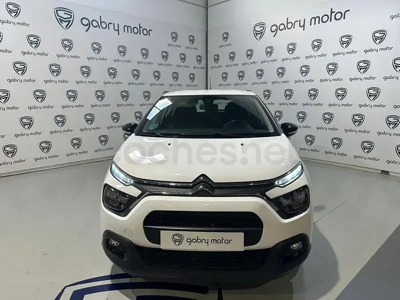 Usado Citroën C3 Shine 102 CV (75 kW) 2021 Blanco Utilitario