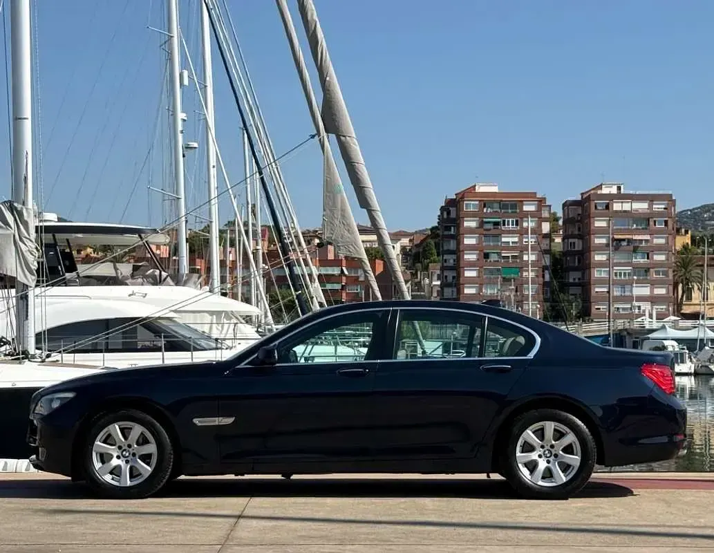 Usado BMW 730 245 CV (180 kW) 2009 Azul Berlina