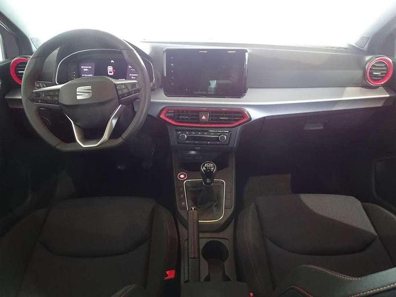 Blanco Usado 2024 Seat Ibiza FR Utilitario | 18.500 € (Un poco caro) - Imagen 1/1