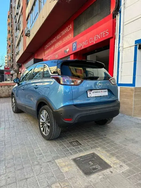 Usado Opel Crossland X Excellence 131 CV (96 kW) 2018 Azul SUV