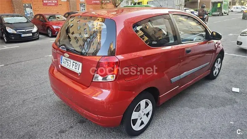 Usado Chevrolet Kalos SE 72 CV (52 kW) 2006 Rojo Berlina