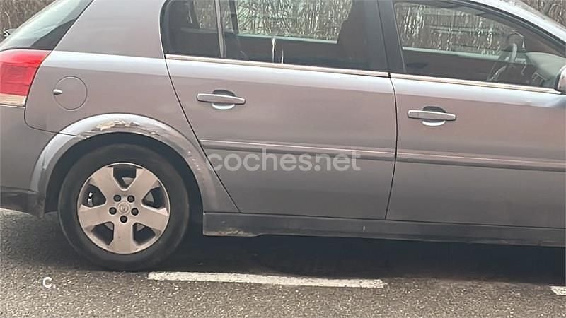 Usado Opel Signum 125 CV (91 kW) 2003 Gris / plata Utilitario