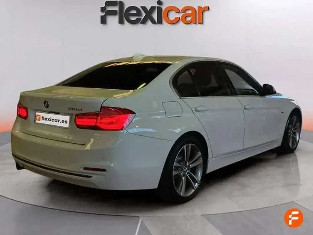 Usado BMW 318 150 CV (110 kW) 2017 Blanco Berlina