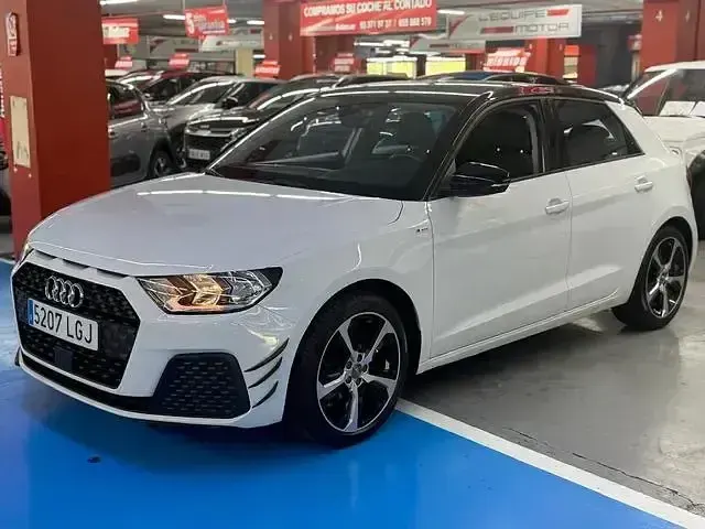 Usado Audi A1 S-Line 95 CV (69 kW) 2020 Blanco SUV
