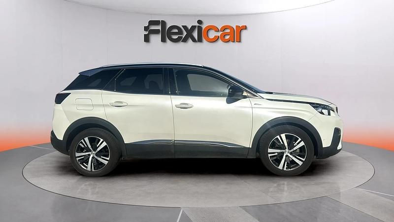 Usado Peugeot 3008 Access 131 CV (96 kW) 2017 Blanco Monovolumen