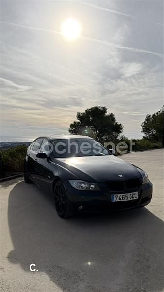 Negro Usado 2008 BMW 318 Berlina | 7900 € (Precio justo) - Imagen 1/4