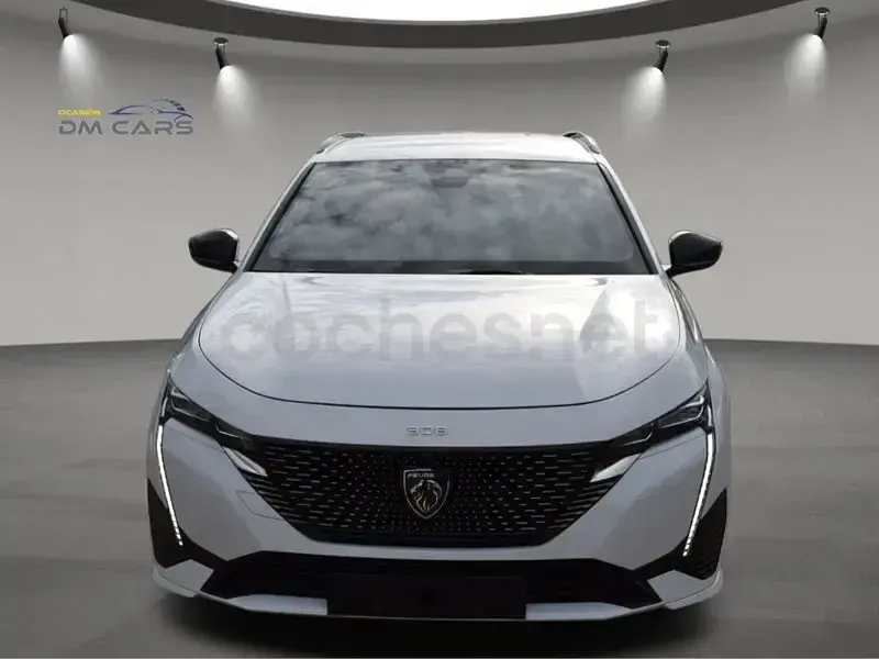 Usado Peugeot 308 SW GT 130 CV (95 kW) 2024 Blanco Familiar