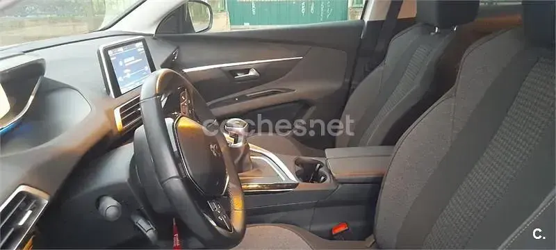 Usado Peugeot 3008 Active 130 CV (95 kW) 2017 Blanco SUV