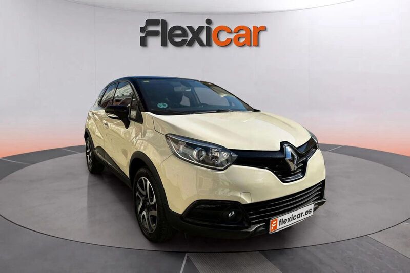 Beige Usado 2016 Renault Captur Intens SUV | 9990 € - Imagen 1/4