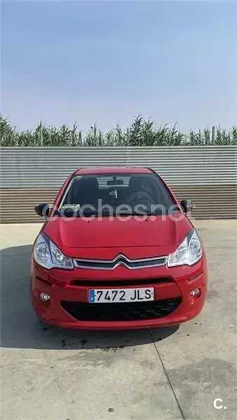 Usado Citroën C3 Live 68 CV (50 kW) 2016 Rojo Berlina