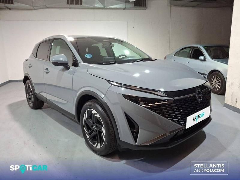 Usado Nissan Qashqai N-Connecta 158 CV (116 kW) 2025 Gris SUV