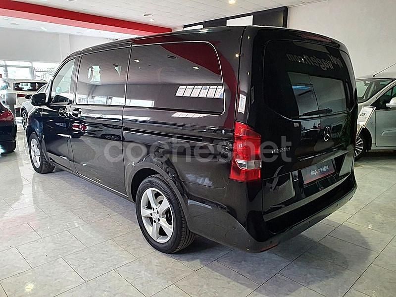 Usado Mercedes V220 163 CV (119 kW) 2017 Negro Monovolumen