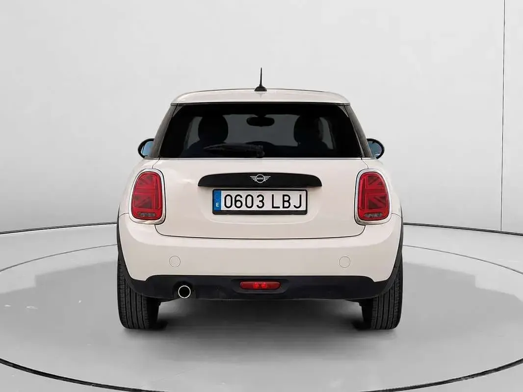 Usado Mini ONE 102 CV (75 kW) 2019 Blanco Utilitario