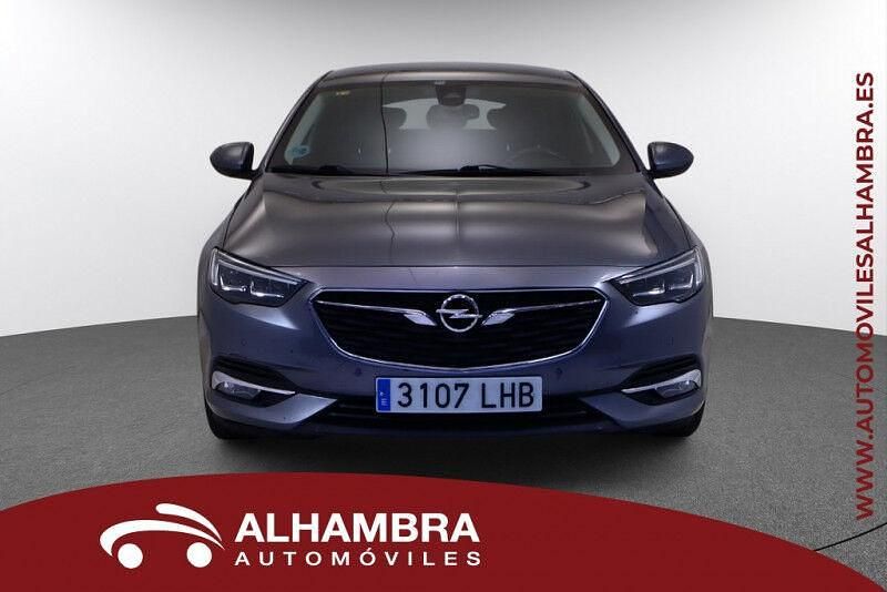 Usado Opel Insignia Innovation 136 CV (100 kW) 2020 Blanco Berlina