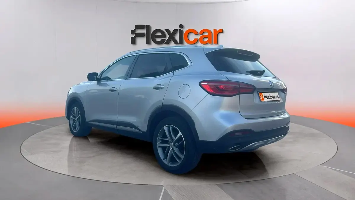 Używany MG HS Comfort 258 KM (189 kW) 2023 Szary SUV