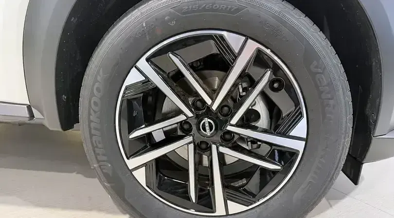 Usado Nissan Juke N-Connecta 114 CV (83 kW) 2026 Fuji sunset (especial) monotono SUV