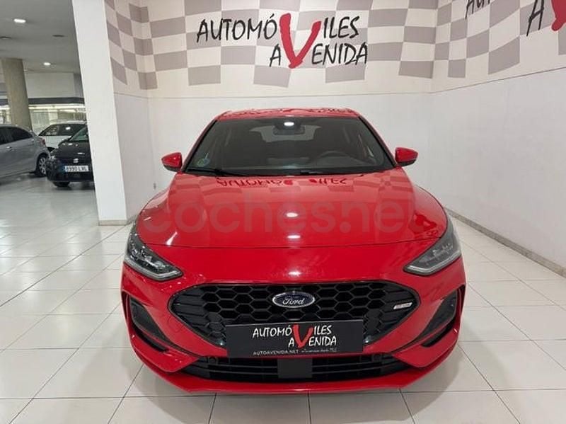 Usado Ford Focus ST-Line 125 CV (91 kW) 2024 Rojo Berlina