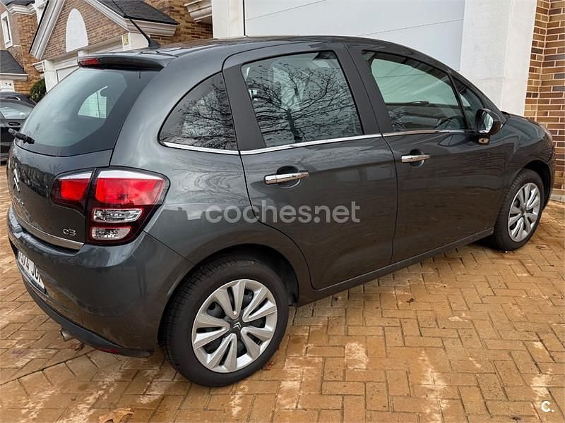 Usado Citroën C3 92 CV (67 kW) 2015 Negro Berlina