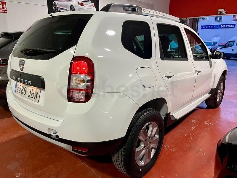 Usado Dacia Duster Ambiance 125 CV (91 kW) 2015 Blanco SUV