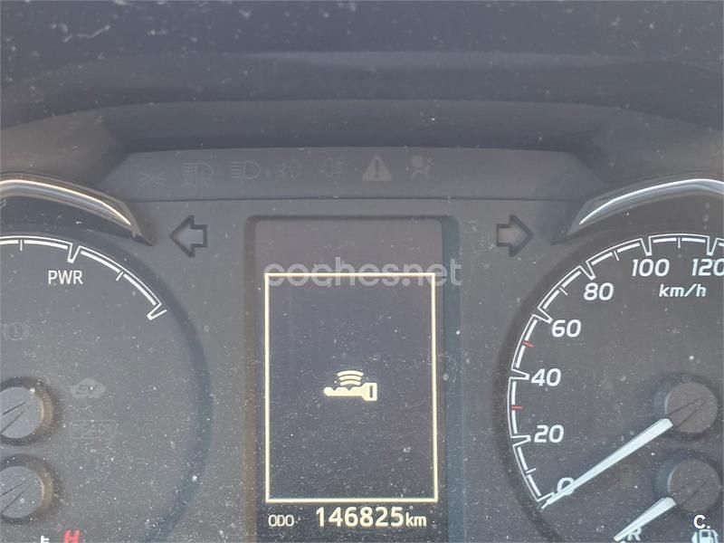 Blanco Usado 2017 Toyota Yaris Hybrid Active Berlina | 11.500 € (Precio justo) - Imagen 1/4