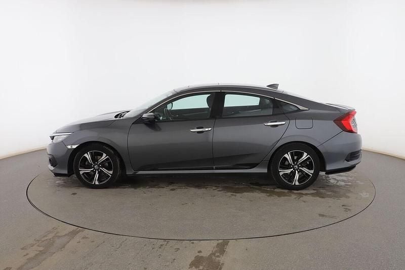 Usado Honda Civic Executive 182 CV (133 kW) 2018 Gris Berlina