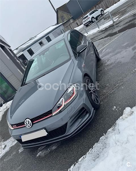 Usado VW Golf VII GTI 290 HP (213 kW) 2019 Cinzento Sedan