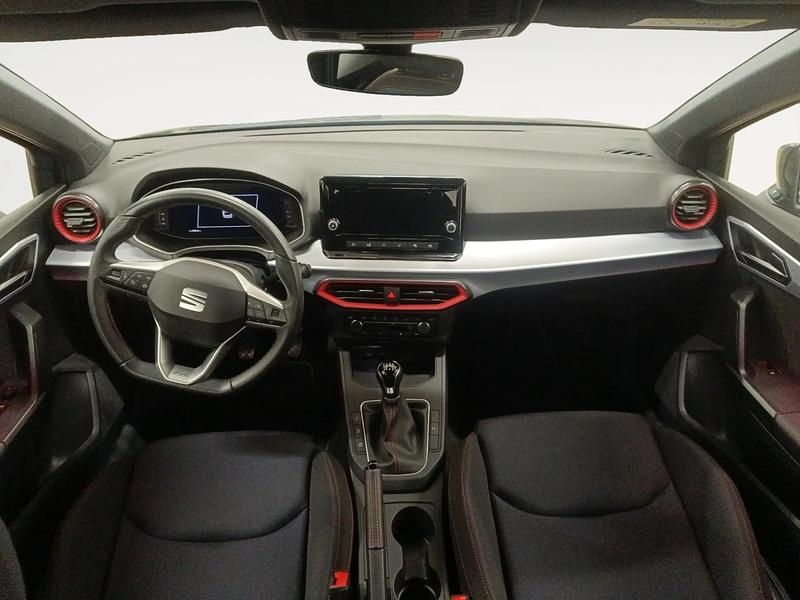 Usado Seat Ibiza FR 115 CV (84 kW) 2025 Azul Utilitario