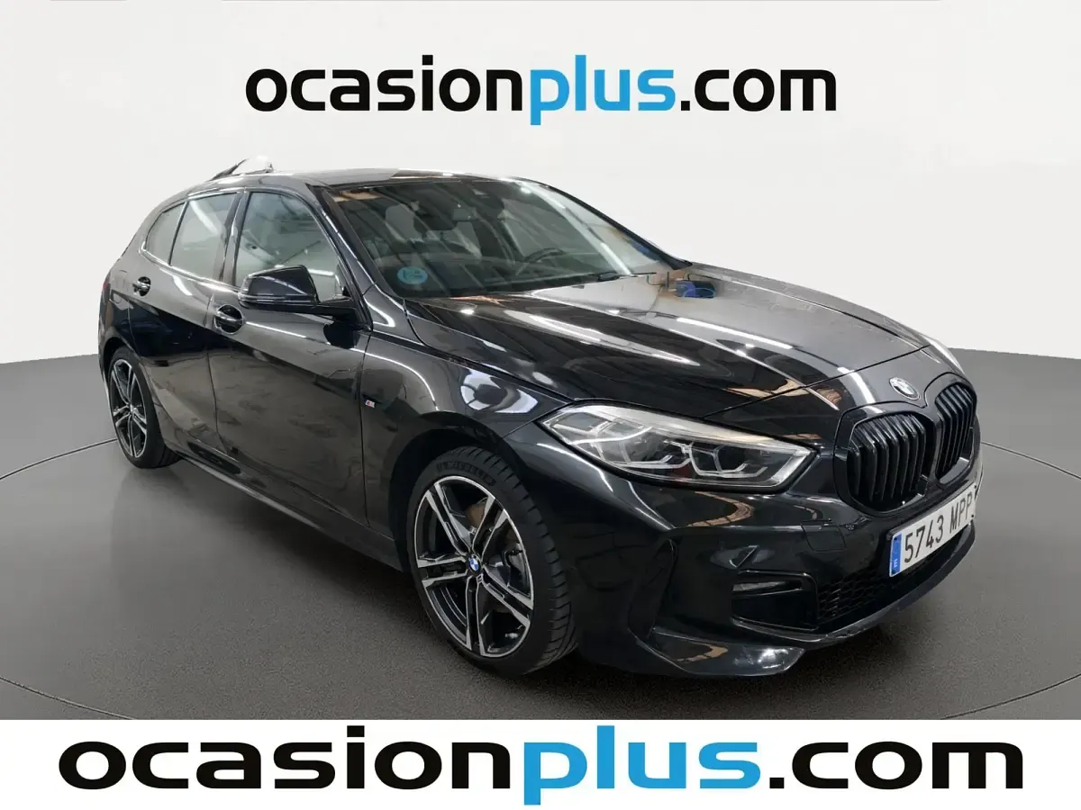Usado BMW 118 140 CV (102 kW) 2024 Negro Utilitario