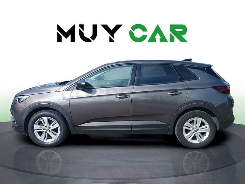Usado Opel Grandland X Ultimate 131 CV (96 kW) 2020 Gris / plata SUV