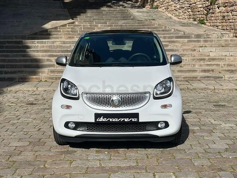 Usado Smart ForFour Passion 90 CV (66 kW) 2017 Blanco Utilitario