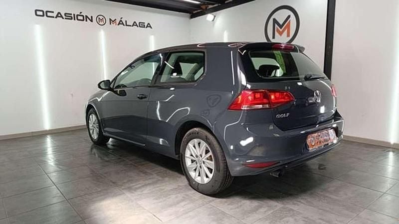 Usado VW Golf VII 105 CV (77 kW) 2013 Negro Utilitario