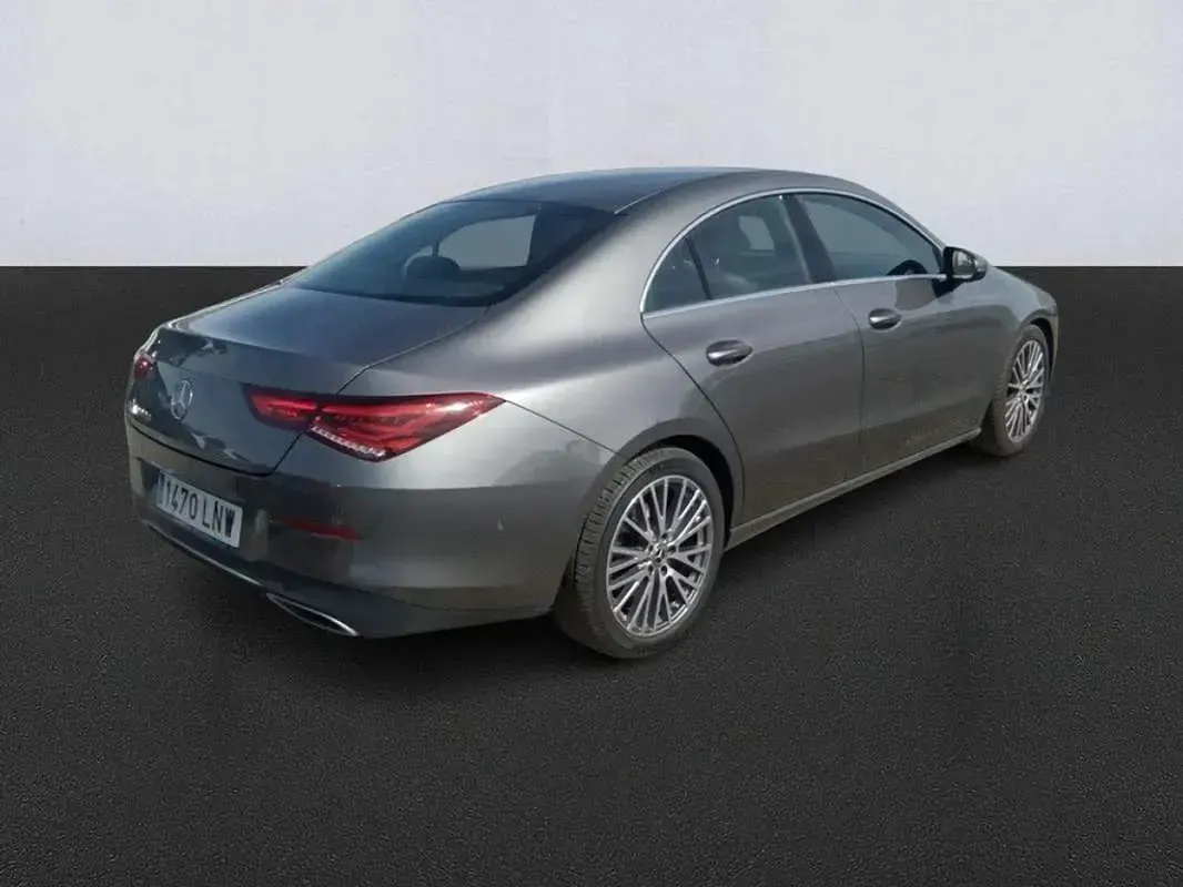 Usado Mercedes CLA200 150 CV (110 kW) 2021 Gris Coupe