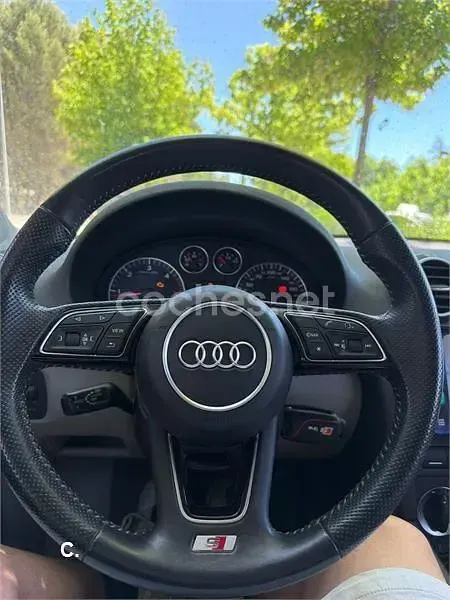 Usado Audi A3 Ambition 140 CV (102 kW) 2003 Gris / plata Utilitario