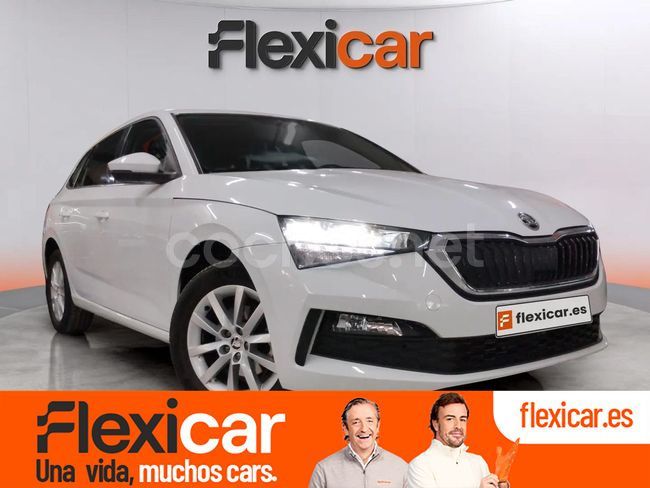 Blanco Usado 2019 Skoda Scala Style Utilitario | 16.490 € (Un poco caro) - Imagen 1/4